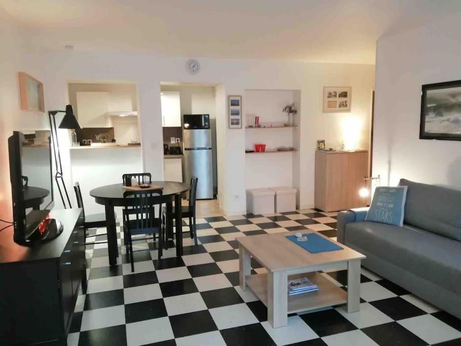 Ferienwohnung Au Parisien Ault Exterior foto