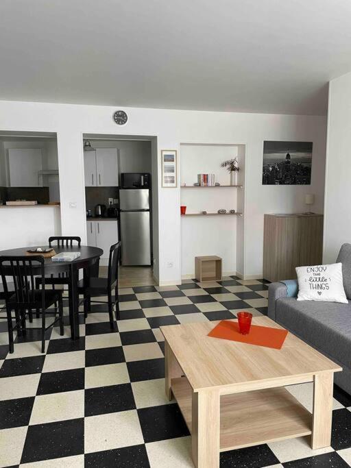 Ferienwohnung Au Parisien Ault Exterior foto